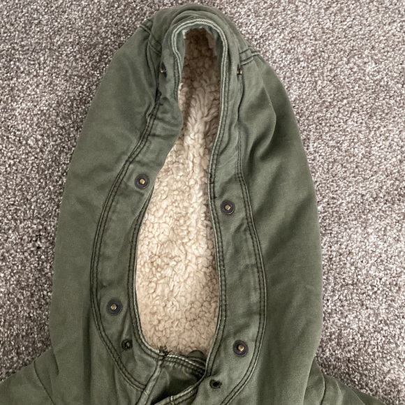 Hollister hooded fleece lined jacket - Picture 3 of 5